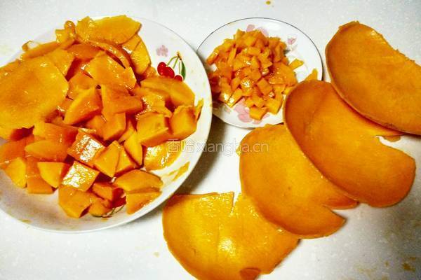 奶油芒果雪糕的做法图解3