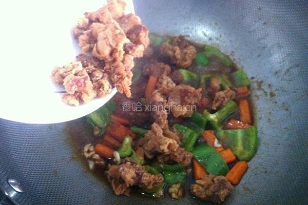 糖醋肉段的做法图解10