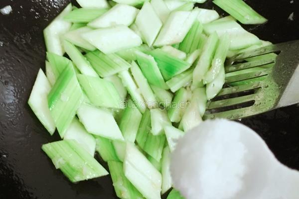 蒜茸炒丝瓜的做法图解12