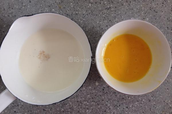 焦糖鸡蛋牛奶布丁的做法图解2