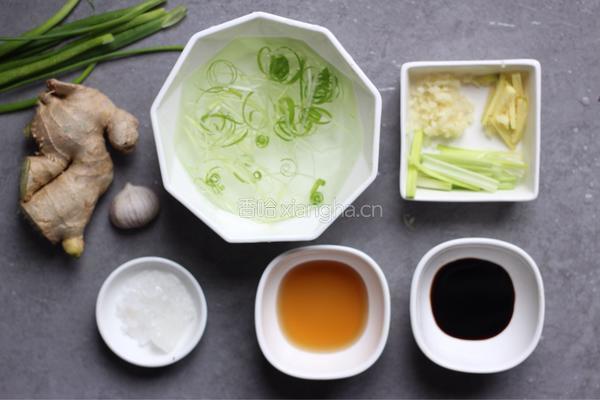 年夜饭_红烧大虾的做法图解2