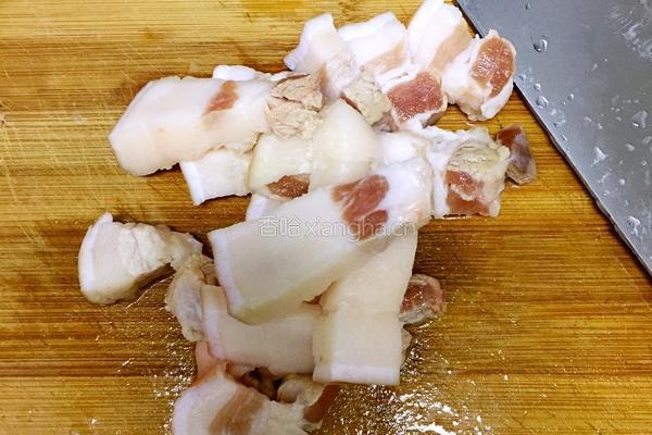 梅菜干烧肉的做法图解1