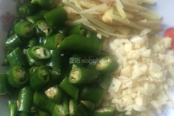 炒海带的做法图解2