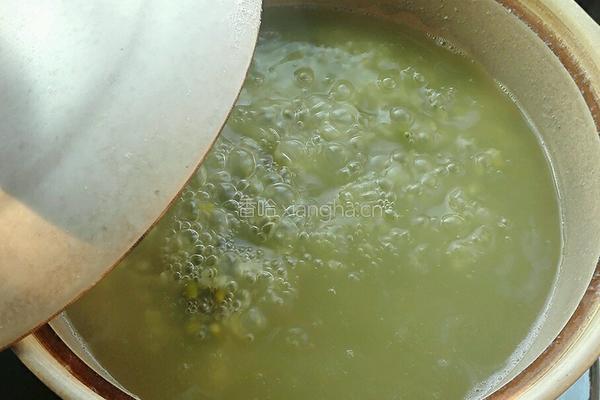 大米绿豆粥的做法图解5