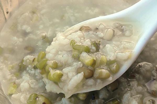 大米绿豆粥的做法图解8