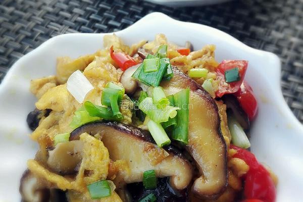 香菇炒鸡蛋的做法图解9
