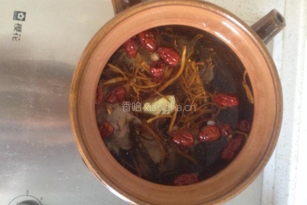 虫草花大骨头汤的做法图解3
