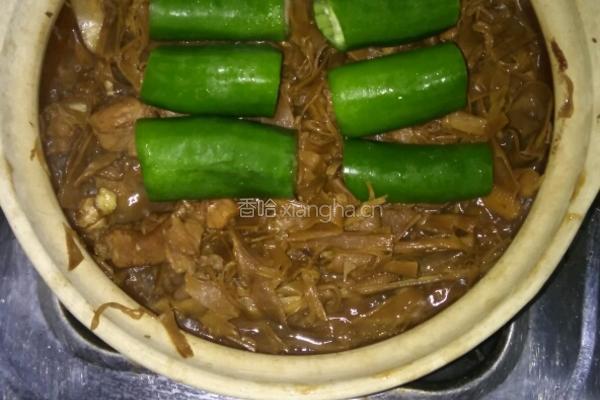 老鸭笋干煲的做法图解6