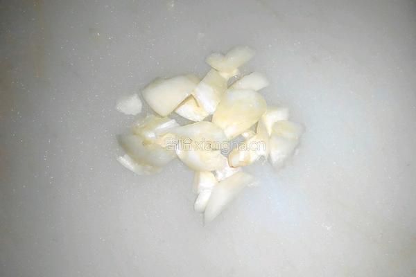 鸡蛋炒木耳的做法图解2