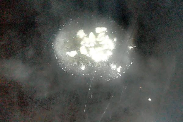 鸡蛋炒木耳的做法图解3