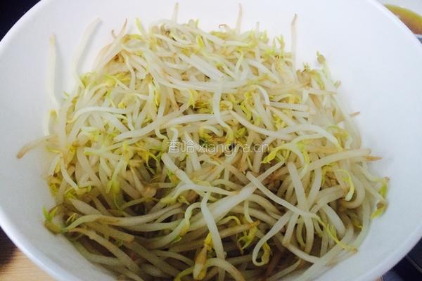 煮鱼的做法图解12