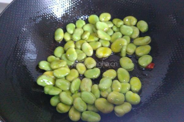 葱香蚕豆的做法图解3