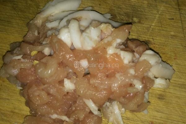 土豆丝炒肉的做法图解2