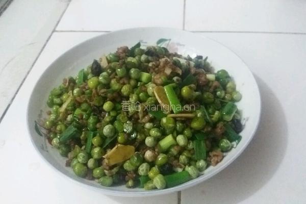 豌豆炒肉的做法图解8