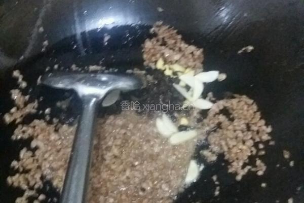 豌豆炒肉的做法图解6