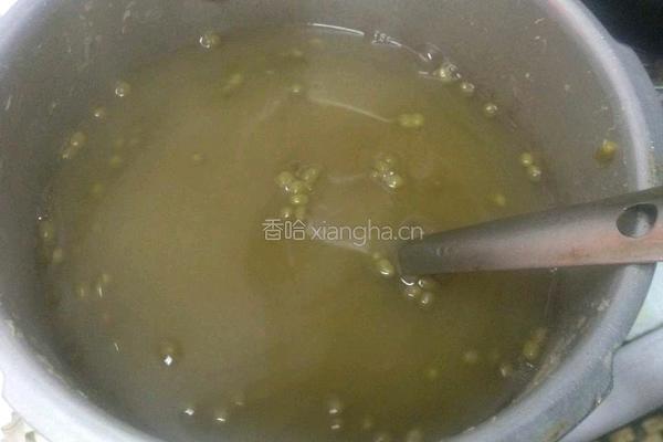 西米绿豆沙的做法图解5