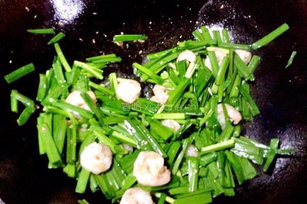 韭菜炒虾仁的做法图解9