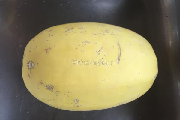 西餐烤焗意大利面条南瓜的做法图解1