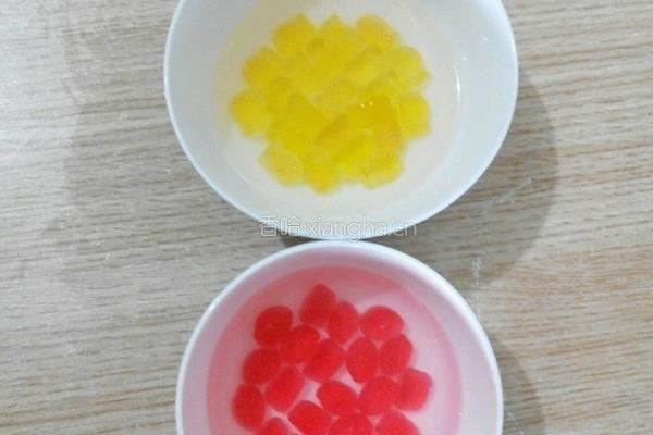 香滑果冻布丁的做法图解2