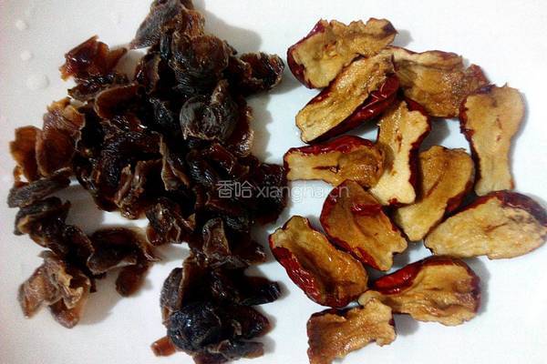 安神桂圆汤的做法图解2