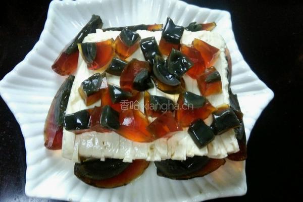松花蛋拌豆腐的做法图解6