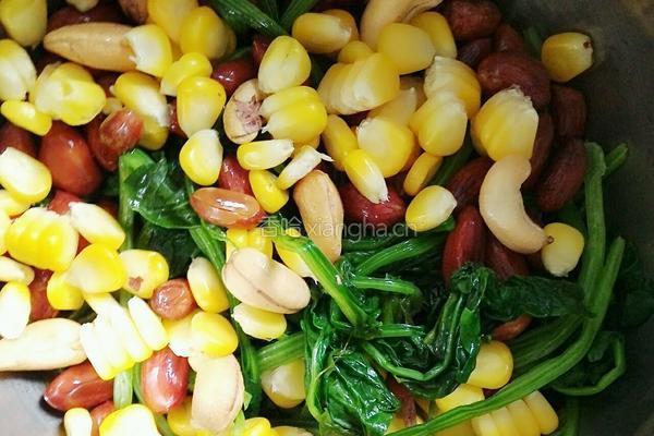 花生米拌菠菜的做法图解5