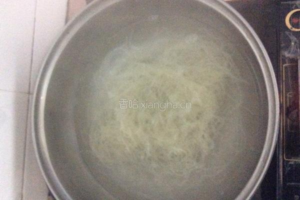 鸡蛋炒米粉的做法图解3