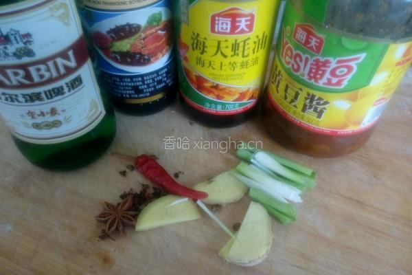 酱鸡脖的做法图解1