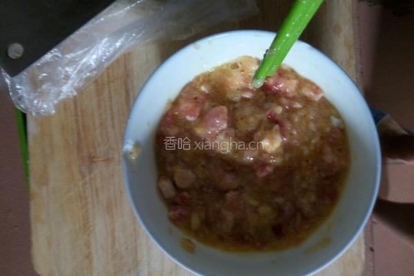 鲜肉馄饨的做法图解1