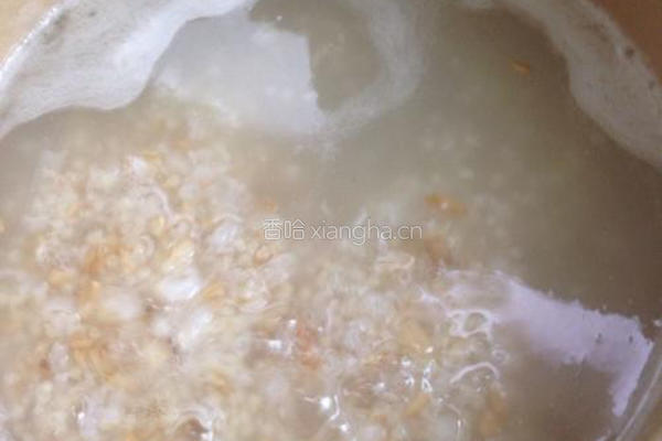 鸽子蛋杂粮粥的做法图解3