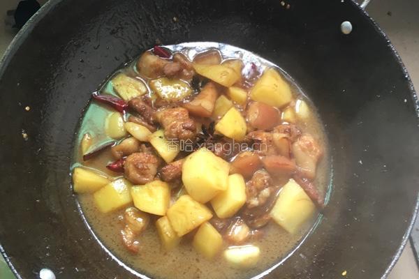 土豆红烧肉的做法图解8