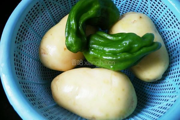 红烧土豆片的做法图解1