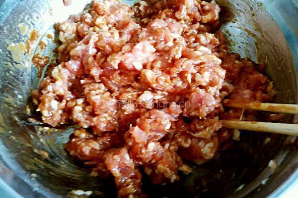 茴香饺子的做法图解1