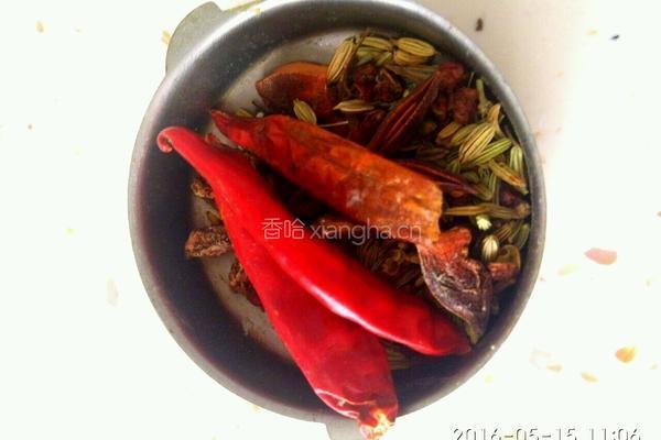 水煮蚕豆的做法图解3