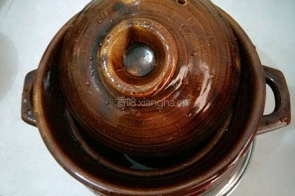 杏仁排骨汤的做法图解3
