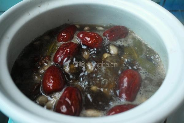 花生炖猪脚的做法图解9