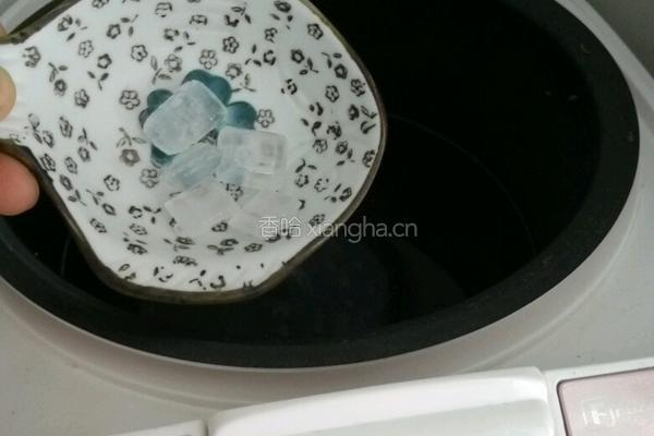 黑米黑豆粥的做法图解6