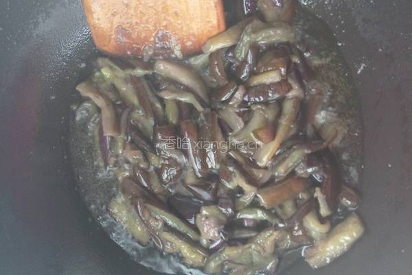 家常肉沫烧茄子的做法图解5