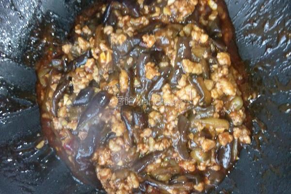 家常肉沫烧茄子的做法图解9