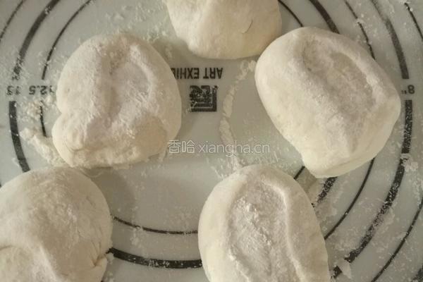 酱肉包子的做法图解5