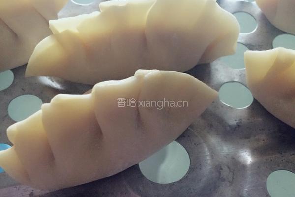 锅贴饺子的做法图解4