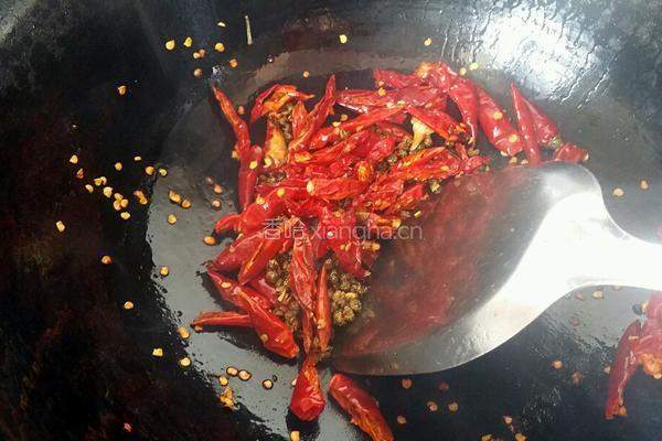 麻辣香酒鬼花生的做法图解6