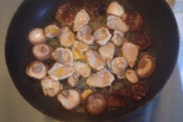 香菇瘦肉卷的做法图解3