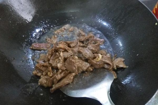 酸菜炒猪心的做法图解4