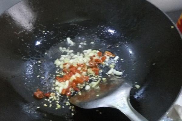 酸菜炒猪心的做法图解5