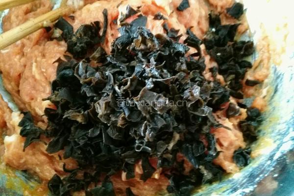 猪肉白菜饺子的做法图解6