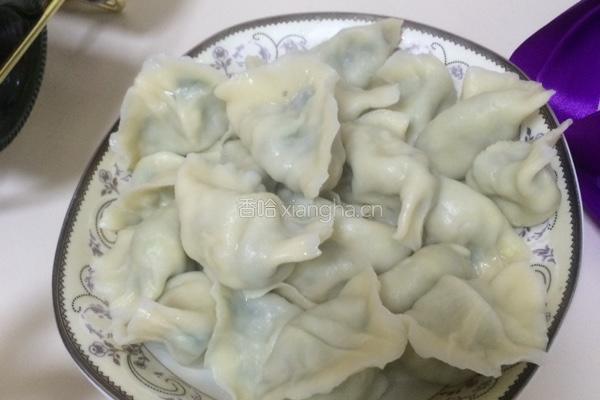 韭菜鸡蛋饺子的做法图解5