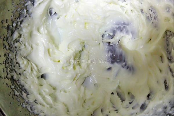 蔓越莓奶油蛋糕卷的做法图解12