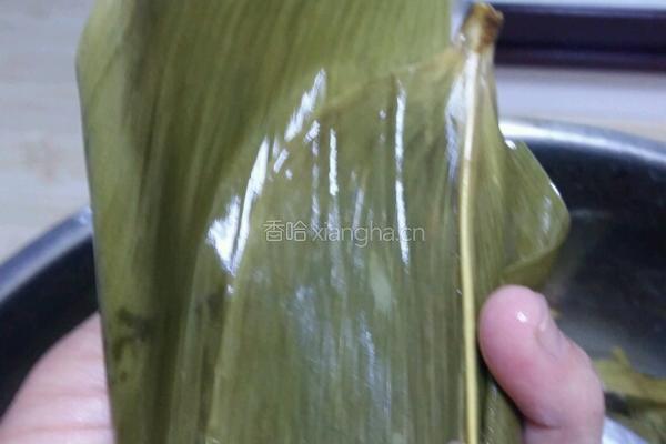 包粽子的做法图解7