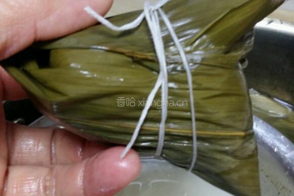 包粽子的做法图解13